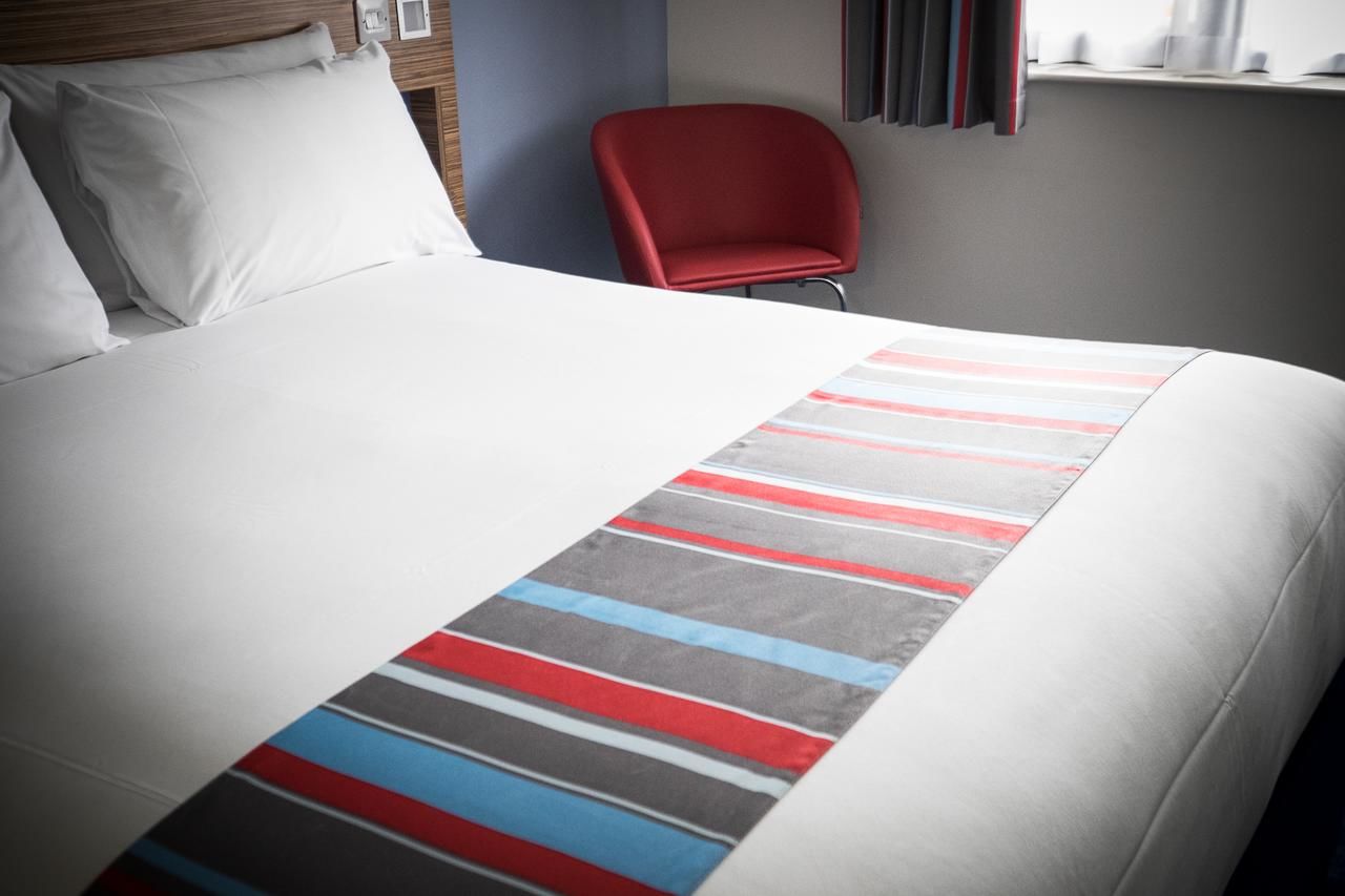 Отель Travelodge Dublin Phoenix Park Каслнок